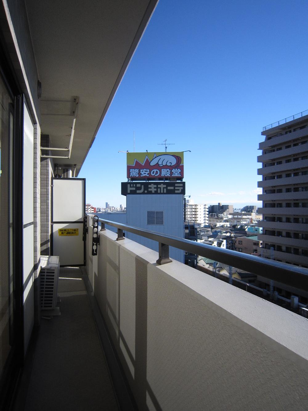 Balcony. Local (12 May 2013) Shooting