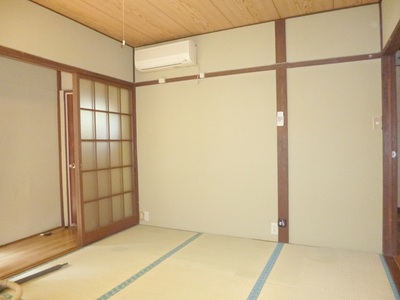 Other room space. It is a modern Japanese-style room.