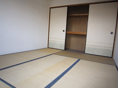 Other room space. Japanese-style room 6 quires