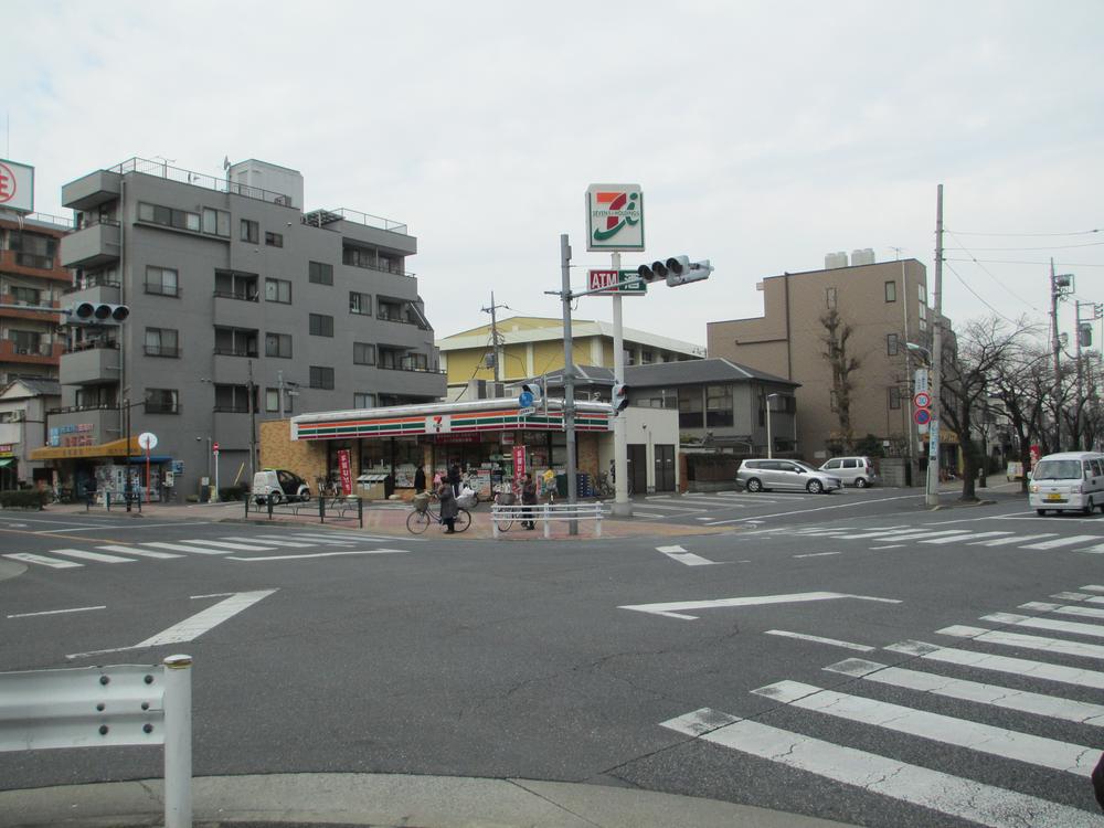 Convenience store. Seven-Eleven Katsushika Kameari 4-chome