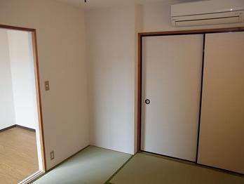 Other Equipment. Air conditioning Closet storage