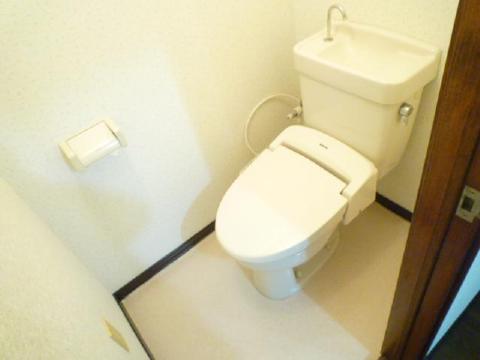 Toilet