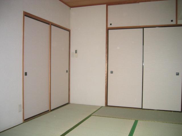 Other room space. Japanese-style room 2