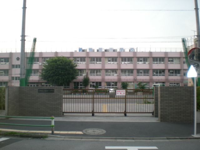 Primary school. Municipal 430m Umeda up to elementary school (elementary school)