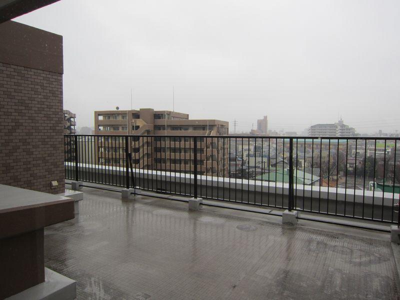 Balcony. Glad roof balcony