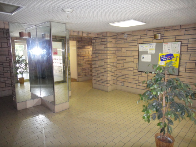 lobby