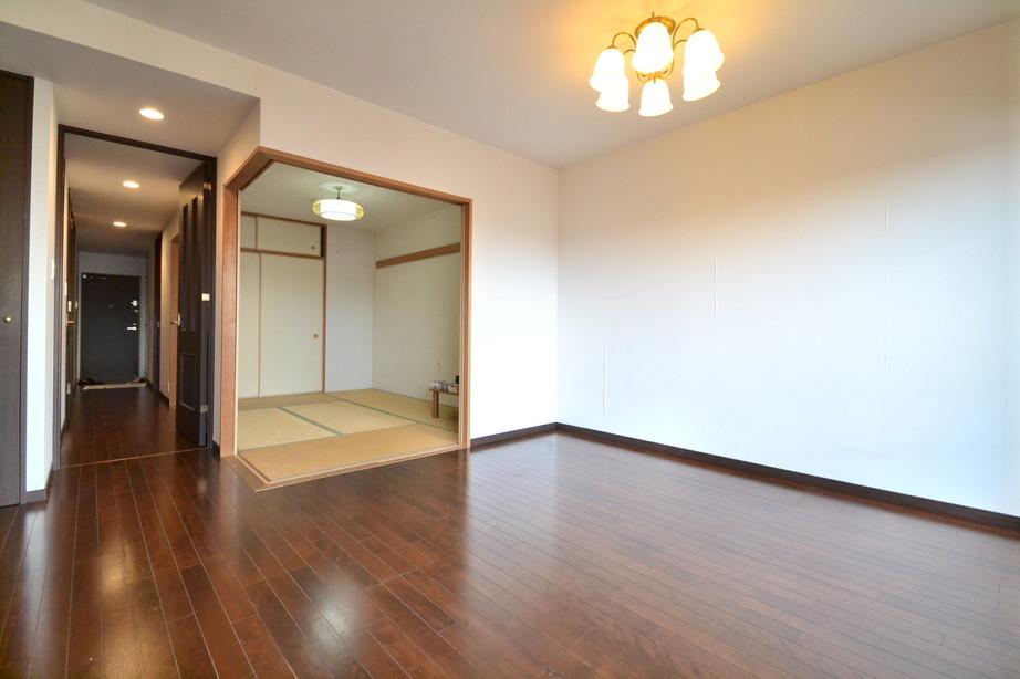 Living. A floor heating living dining