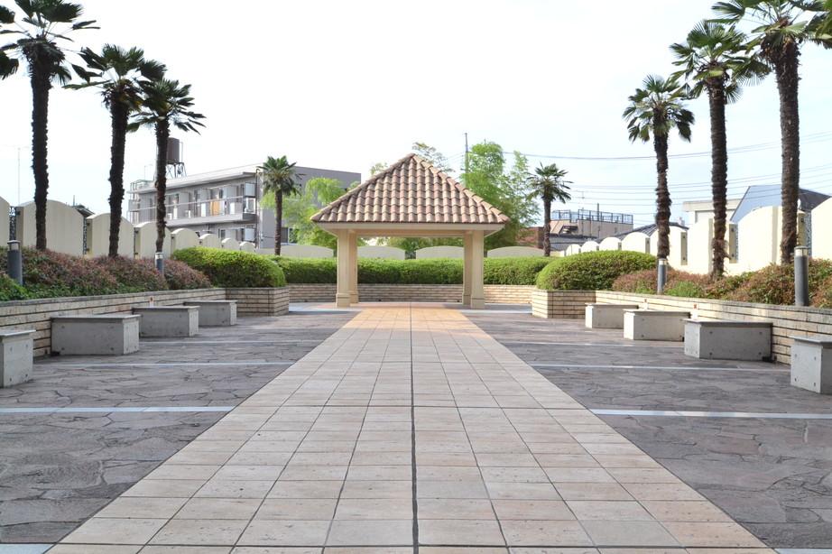 Other common areas. Tropical garden arc ・ patio