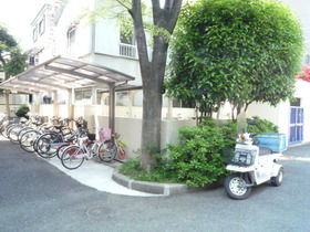Other common areas. Shared Bike storage ☆