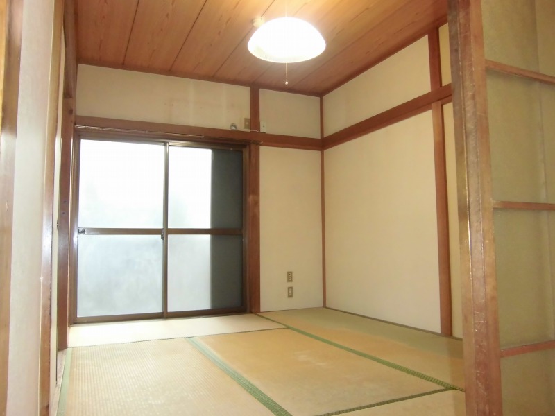 Other room space. Japanese-style room 6 quires