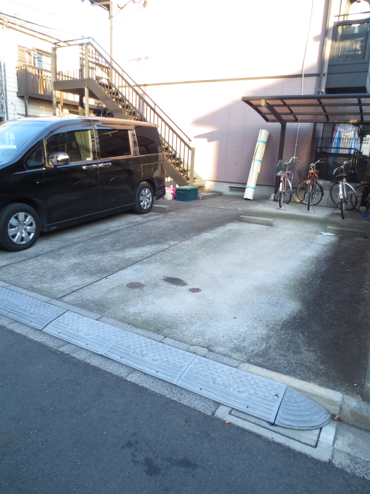 Parking lot. On-site parking 15000 yen / Month