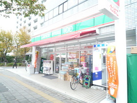 Convenience store. STORE100 Katsushika Aoto chome store up (convenience store) 5m