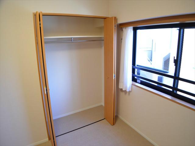 Receipt. Closet with a Western-style