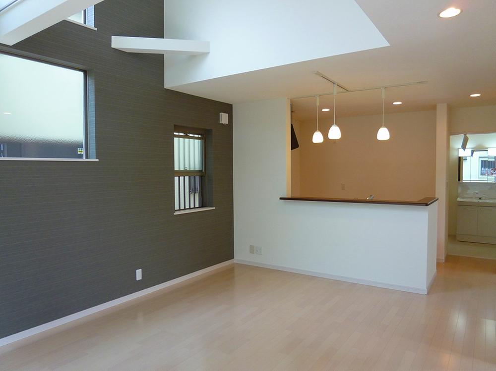Same specifications photos (living). ( Building) same specification