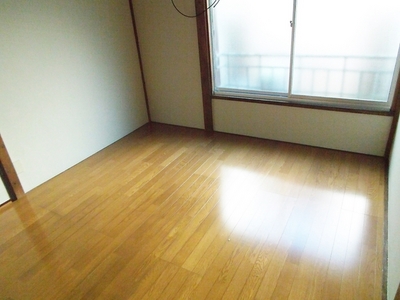 Living and room. Rooms clean flooring ☆ 