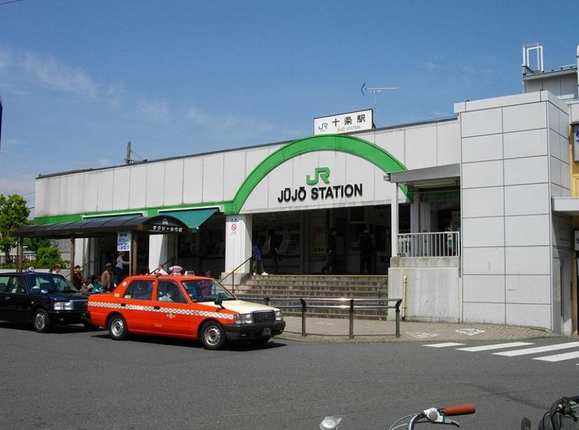 station. 960m to Jujo Station