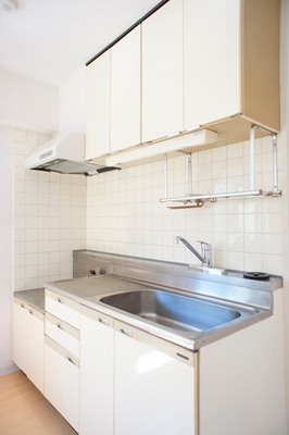 Kitchen. Two-burner gas stove installation Allowed