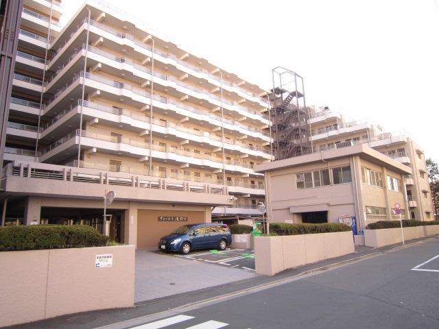 Local appearance photo