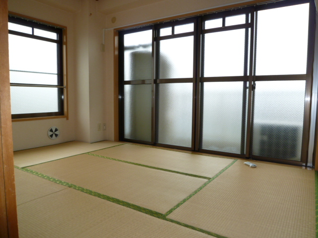 Other room space