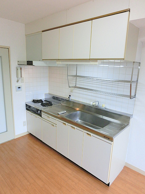 Kitchen. System kitchen