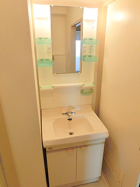 Washroom. Separate vanity