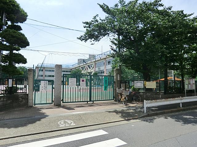 Primary school. 237m to the North Ward Elementary School Toyokawa