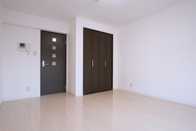 Living and room. Western-style 8.4 tatami!
