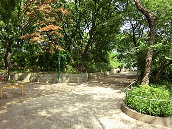 park. 292m to Kaga park