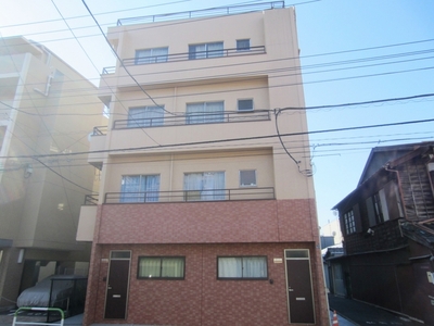 Building appearance. Higashijujo also go in the 10-minute walk to the train station ☆