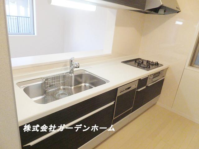 Kitchen. Popular counter kitchen wife Model can be made dishes that drew out Hassle !! arm to carry the dishes !!