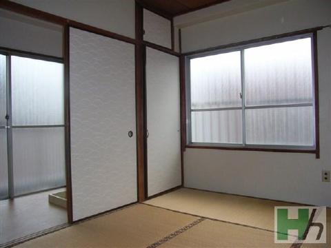 Other room space. A calm Japanese-style