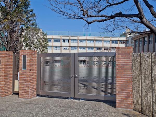 Junior high school. 703m to the North Ward Tabata Junior High School