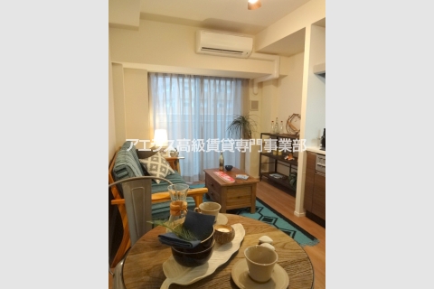 Living and room