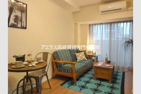 Living and room