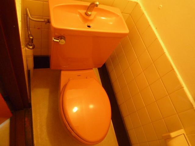 Toilet