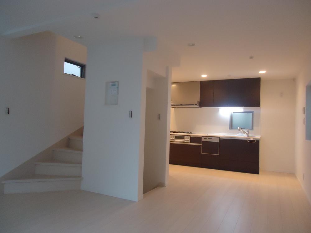 Living. Indoor (11 May 2013) Shooting