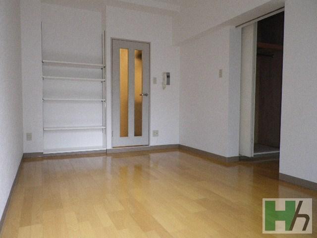 Other room space. Facing south in a bright room