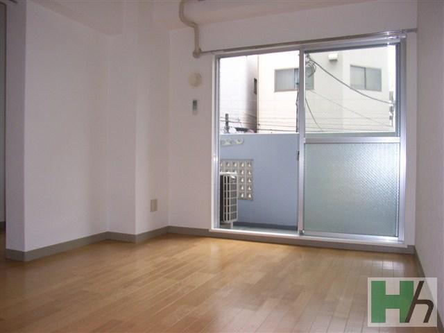 Living and room. Flooring warmth of wood friendly
