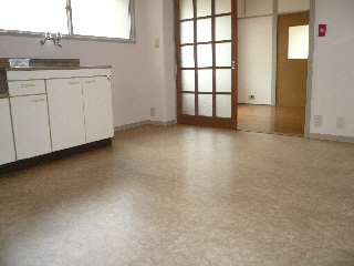 Kitchen. Widely bright kitchen ☆ 