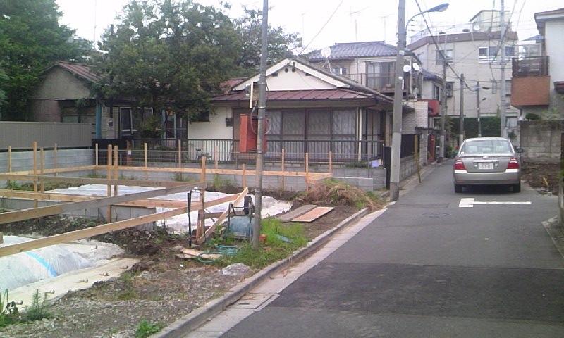 Local photos, including front road. Local (10 May 2013) Shooting