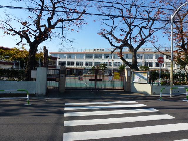 Primary school. Kita Ward Takinogawa 586m until the first elementary school