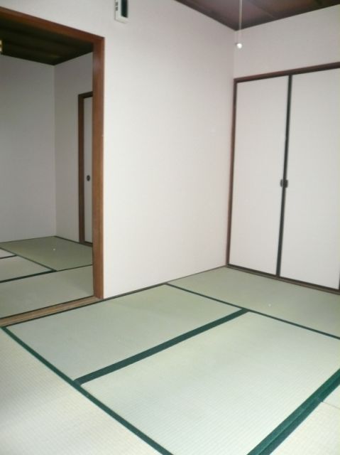 Living and room. It will settle down after all the Japanese-style room ☆ 