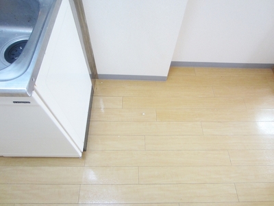 Kitchen. A refrigerator is put to become the kitchen ☆