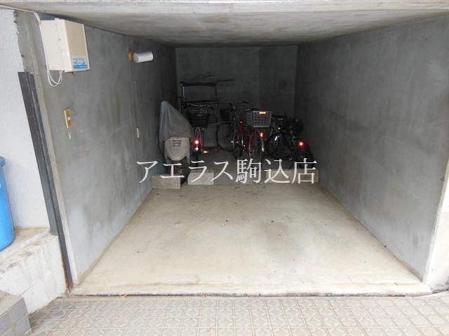 Other common areas. Bicycle-parking space ・ Parking Lot