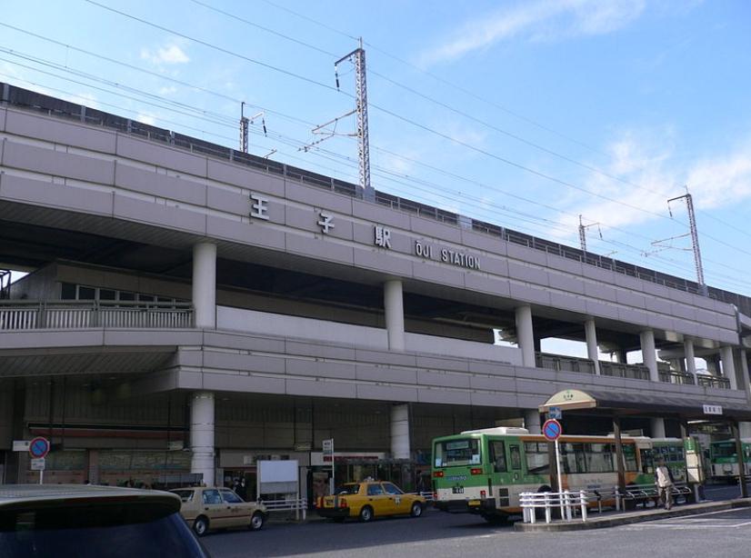 station. Why is 1040m cherry blossom viewing season to Prince Station try to go near the Prince Station to "Asukayama park"