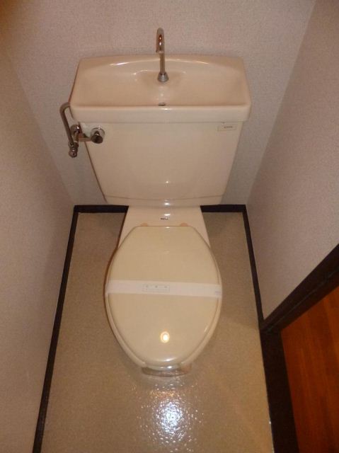 Toilet. Bidet also can be installed! 