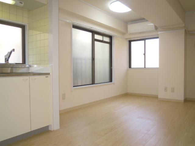 Living and room