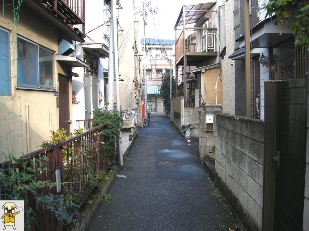 Local photos, including front road. 2013 / 12 / 10 shooting