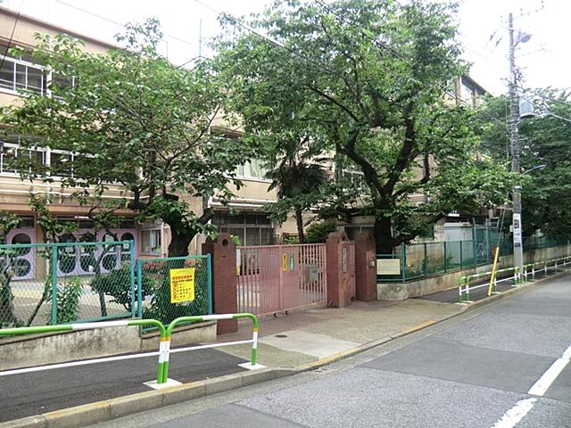Primary school. 180m to the north-ku Tachiya end elementary school