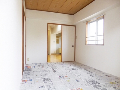 Living and room. It is 6.0 quires of Japanese-style room ☆ 